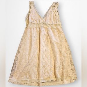 Pinky Lace Cream Double V-neck Dress Women’s Large